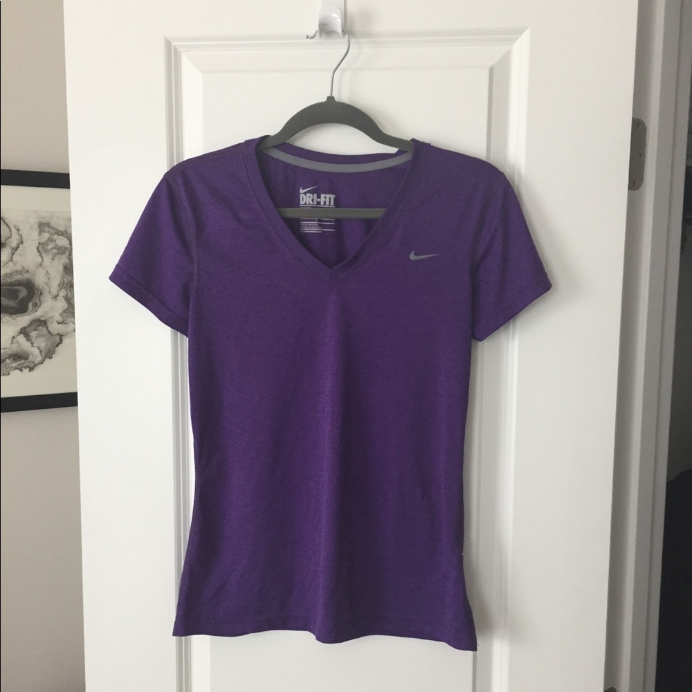 EUC S Nike Dri fit vneck purple short sleeve shirt